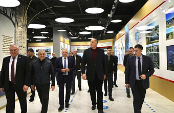 Prime Minister of Dagestan visits Velikiy Kamen industrial park in Minsk